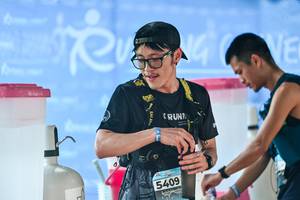 BIB: 
                            <button type="button" onclick="openModal(28105949)" class="btn btn-primary btn-sm float-right btn-popup" data-toggle="modal" data-target=".modal-high-quality">
                        <i class="fas fa-shopping-cart"></i> Add to Cart
                    </button>
                                            <button type="button" onclick="isThisMe(28105949, true)" class="btn btn-success btn-sm float-right btn-popup btn-isme hidden" data-toggle="tooltip" data-placement="bottom" title="นี่คือรูปของคุณใช่ไหม คลิกที่นี่เพื่อเอาเข้าอัลบั้ม">
                        <i class="fas fa-plus"></i> Add to album
                    </button>
                    <button type="button" onclick="isThisMe(28105949, false)" class="btn btn-warning btn-sm float-right btn-popup btn-isnotme hidden">
                        <i class="fas fa-ban"></i> Remove from album
                    </button>